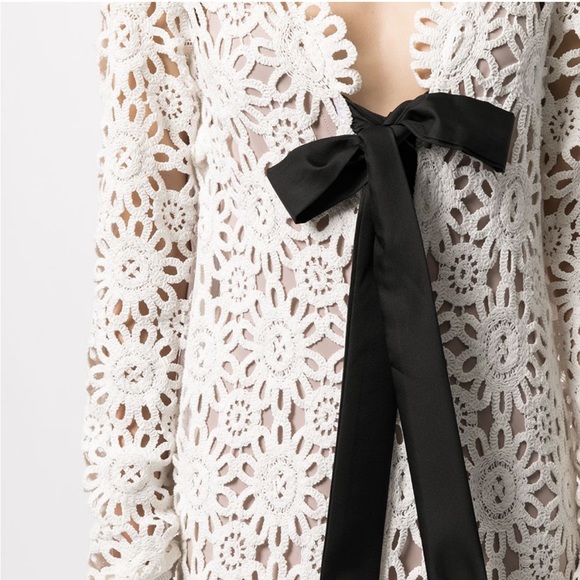 Macgraw stunning dress. Original price was 1850$. Never worn. Still with tags. - Picture 4 of 6